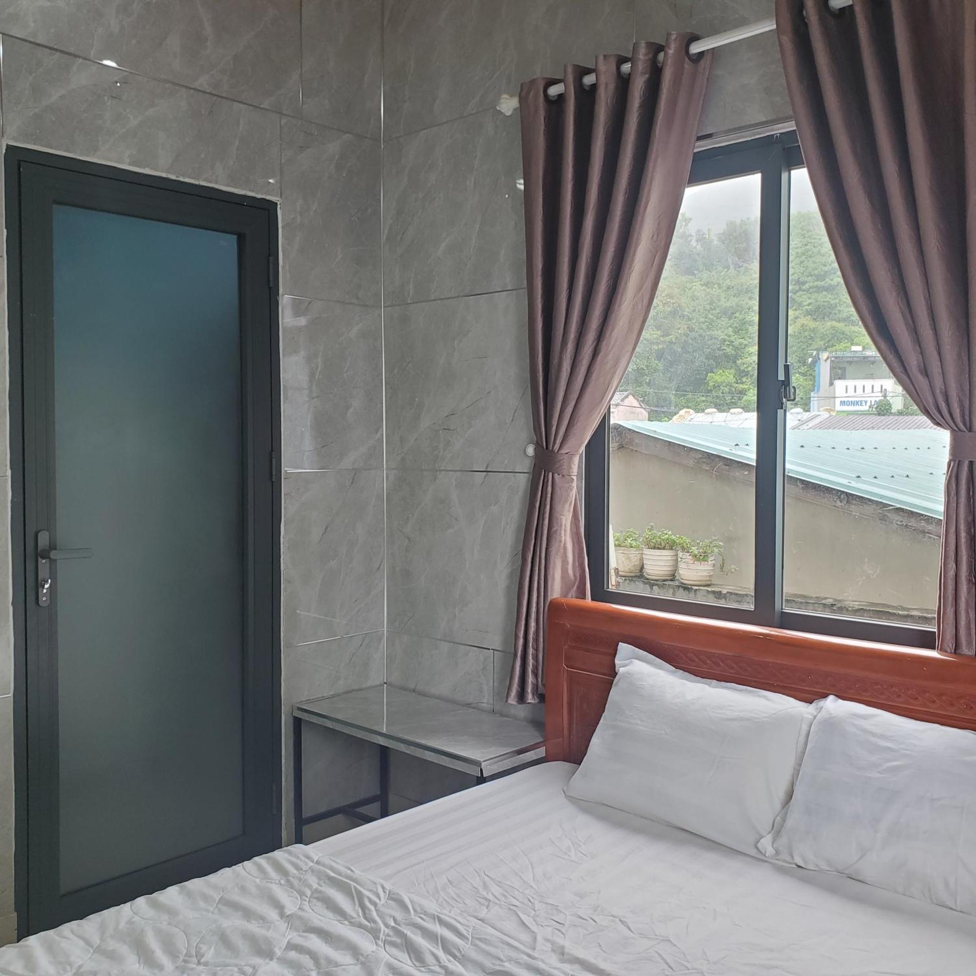 Tuan Thanh Homestay Tân Hiệ Quarto foto