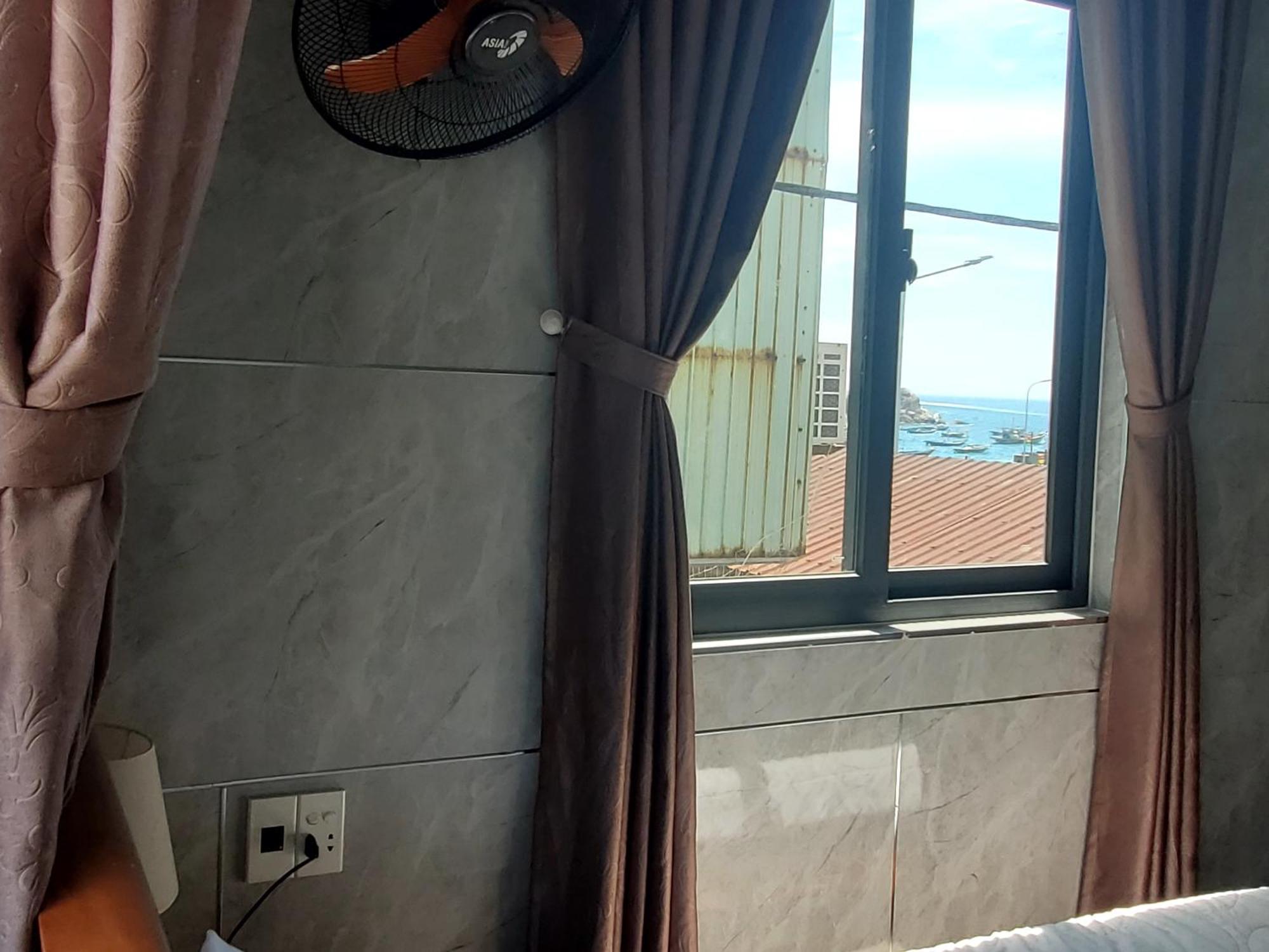 Tuan Thanh Homestay Tân Hiệ Quarto foto
