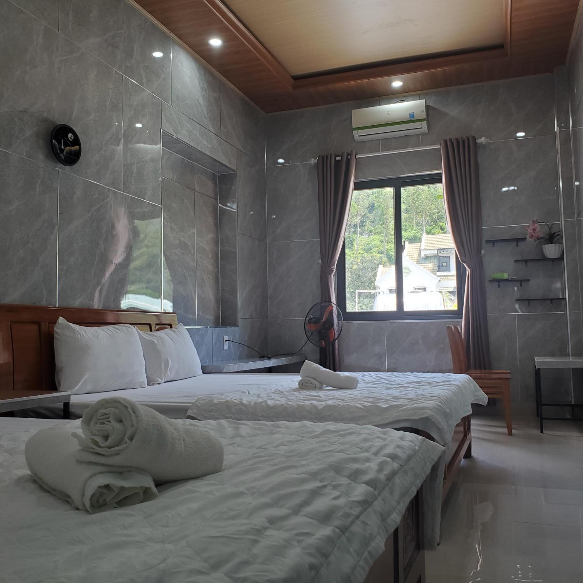 Tuan Thanh Homestay Tân Hiệ Quarto foto